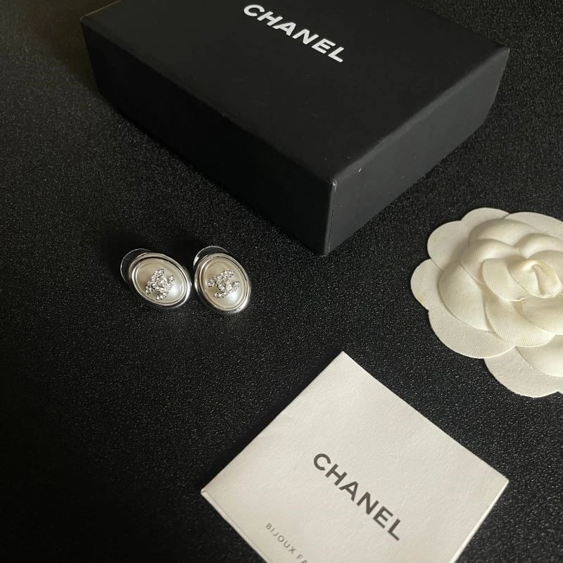 Attractive Chanel Earrings 225379