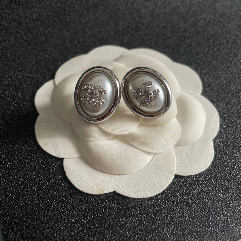 Attractive Chanel Earrings 225379