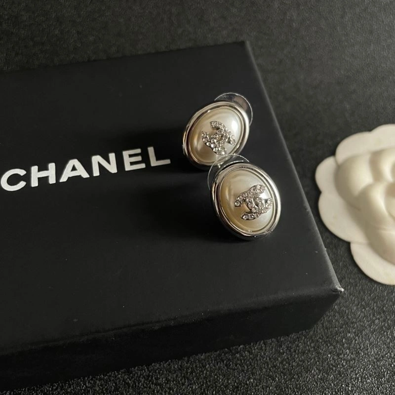 Attractive Chanel Earrings 225379