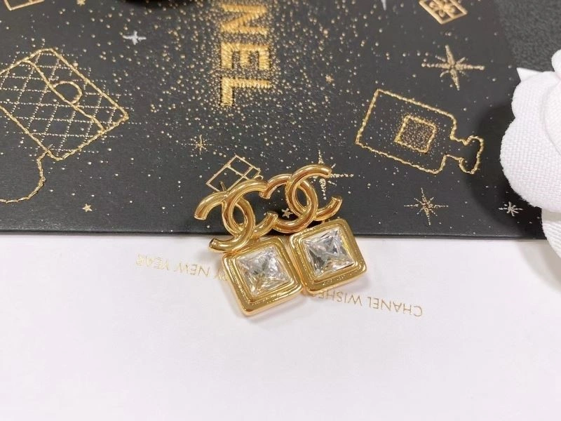 Chanel Earrings Effortless 225380