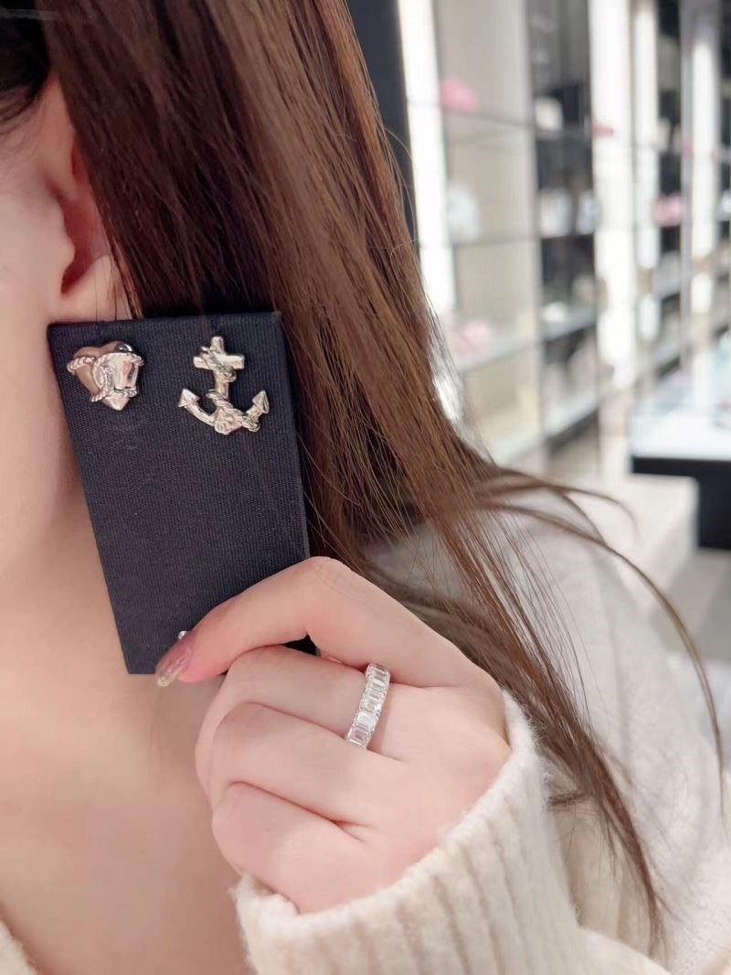 Chanel Earrings Resilient 225356
