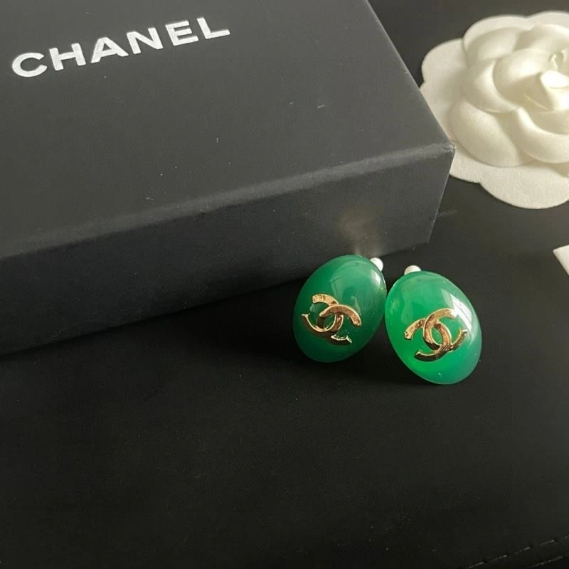 Chanel Earrings Effortless 225381