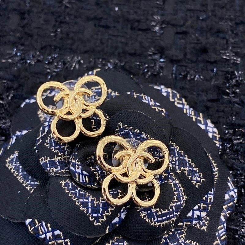 Chanel Earrings Lightweight 225347