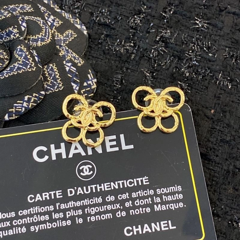 Chanel Earrings Lightweight 225347