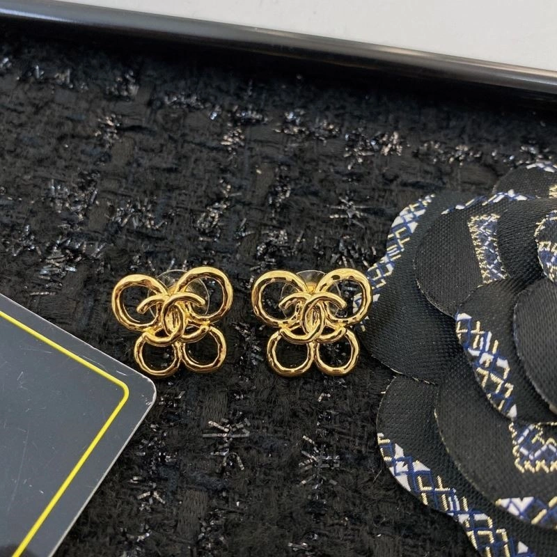 Chanel Earrings Lightweight 225347