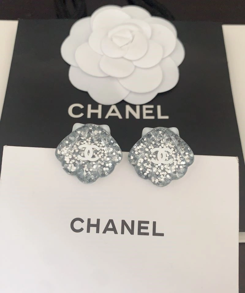 Chanel Earrings Packable 225333