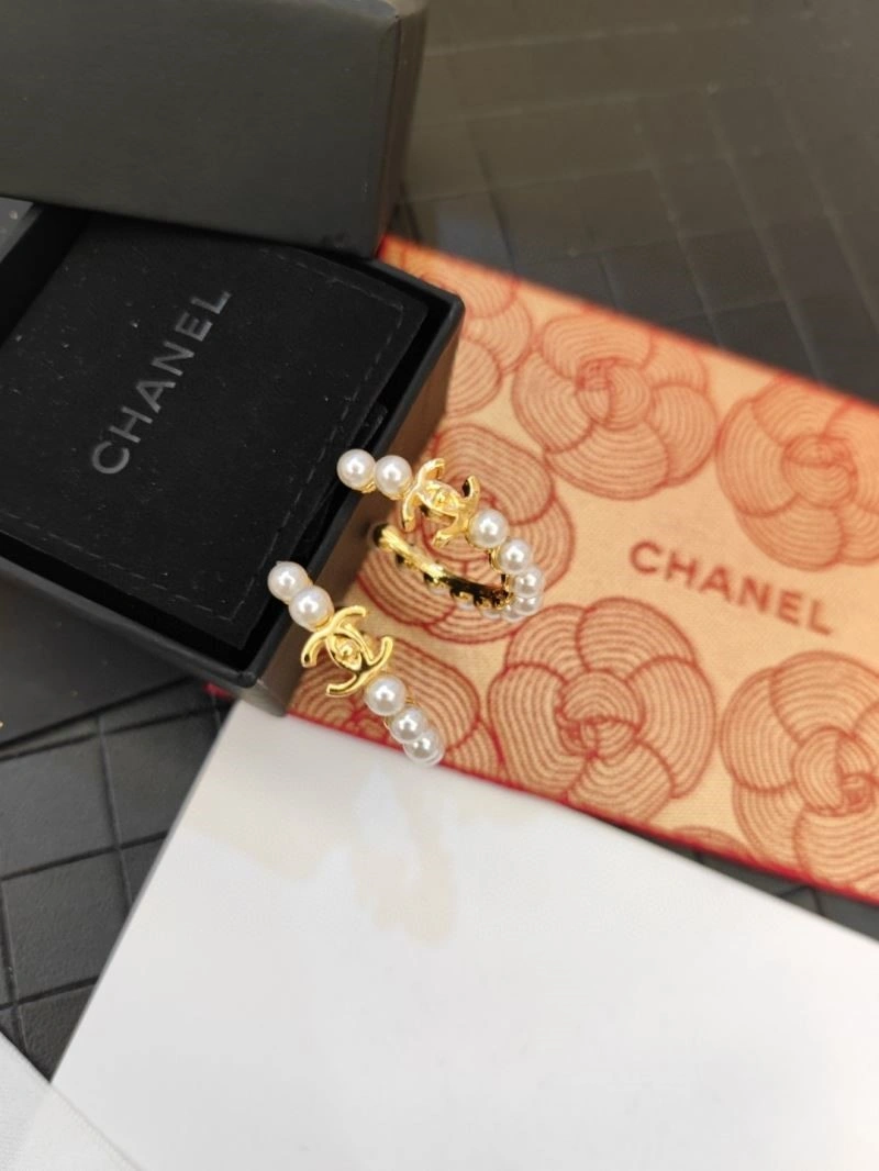 Soft Chanel Earrings 225349