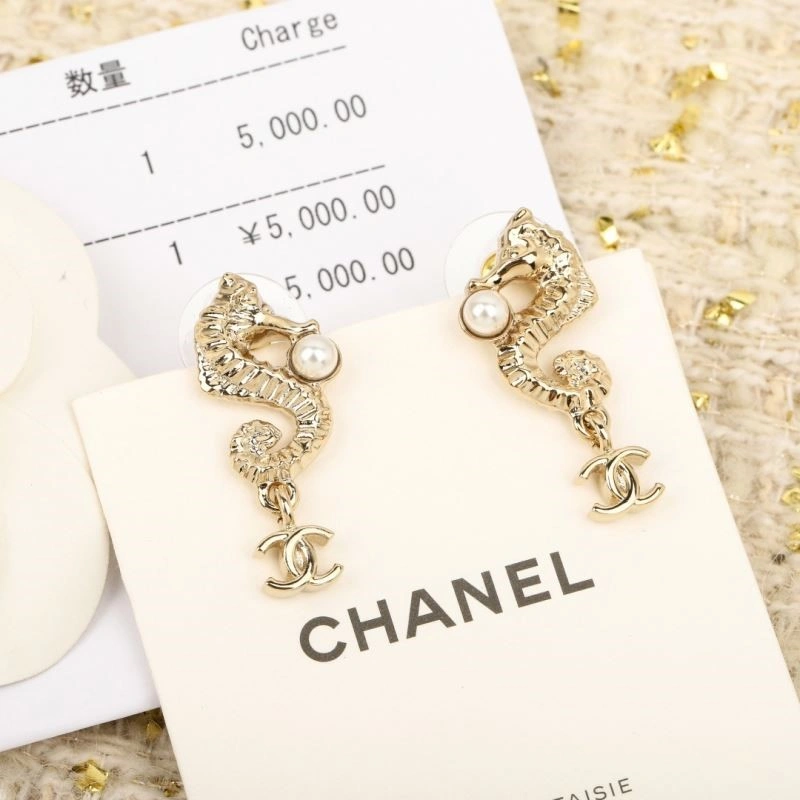 Sleek Chanel Earrings 225328