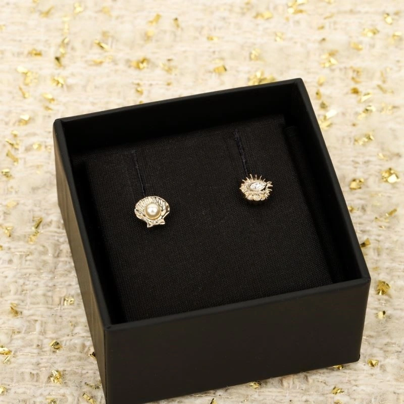 FreshLook Chanel Earrings 225344