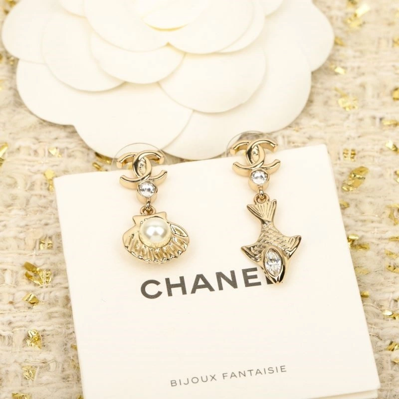 Effortless Chanel Earrings 225330