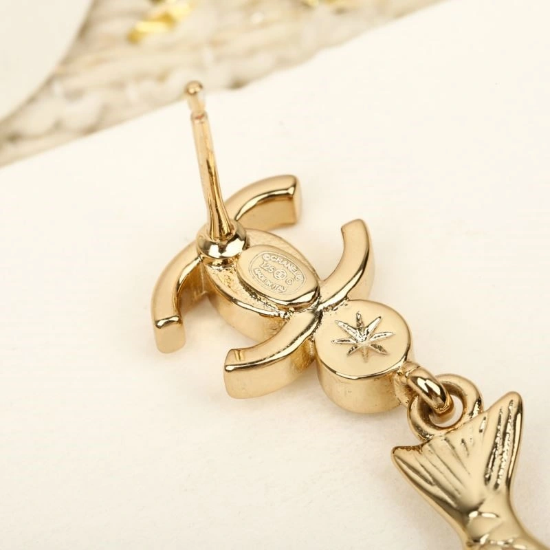 Effortless Chanel Earrings 225330