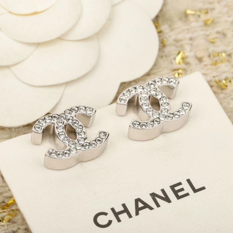 Chanel Earrings Affordable 225331