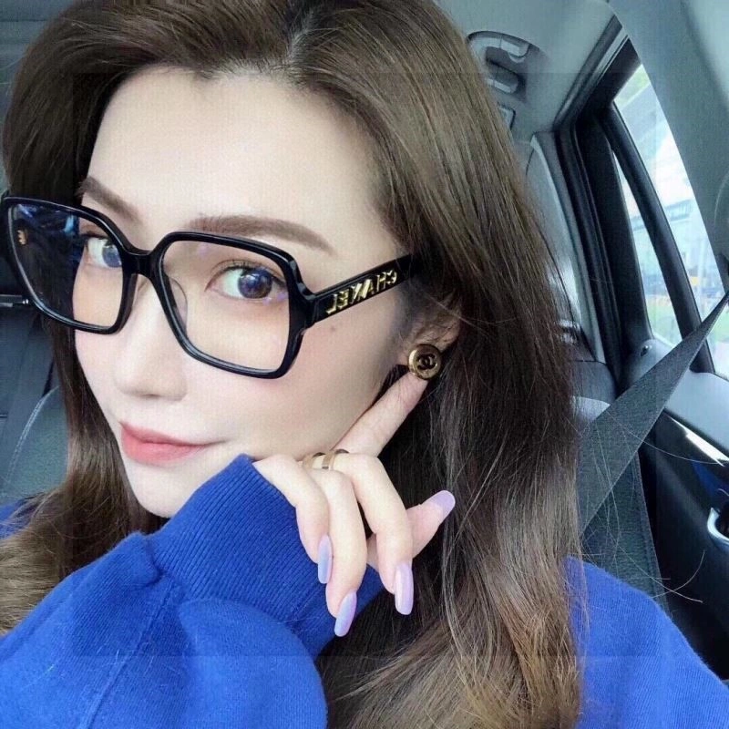 Chanel Earrings Trendsetting 225341