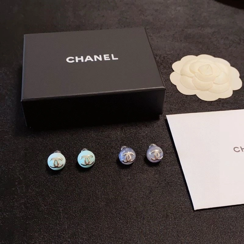 Chanel Earrings Unisex 225335