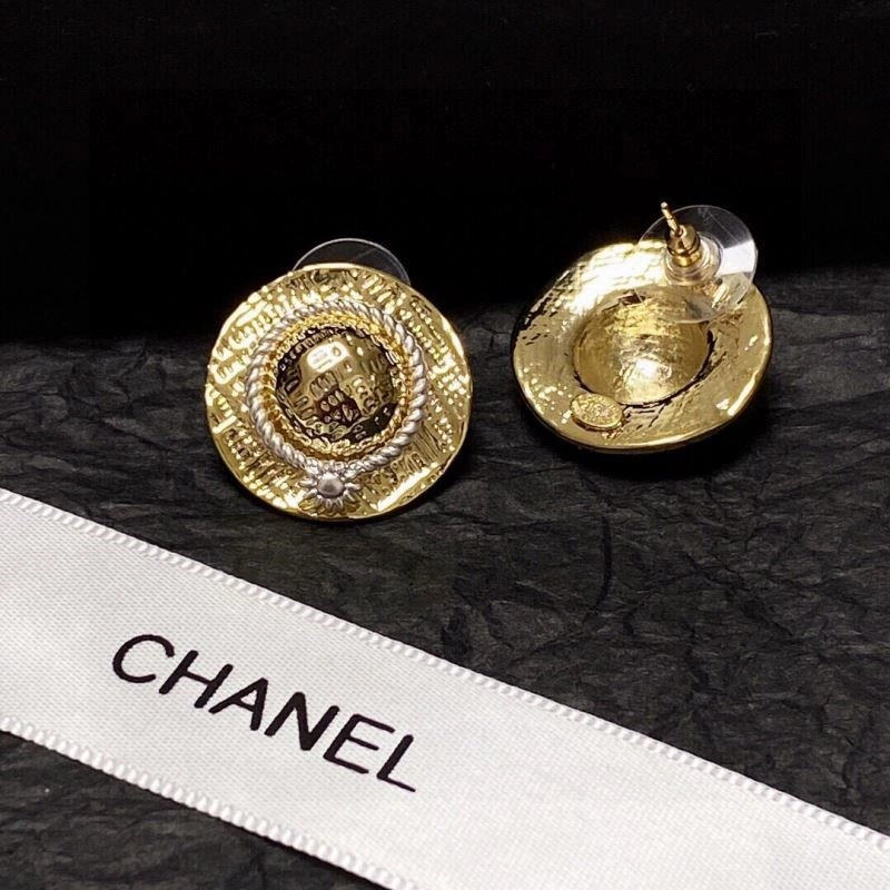 Chanel Earrings Cozy 225337