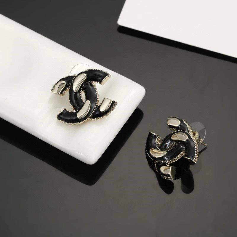Sporty Chanel Earrings 225329