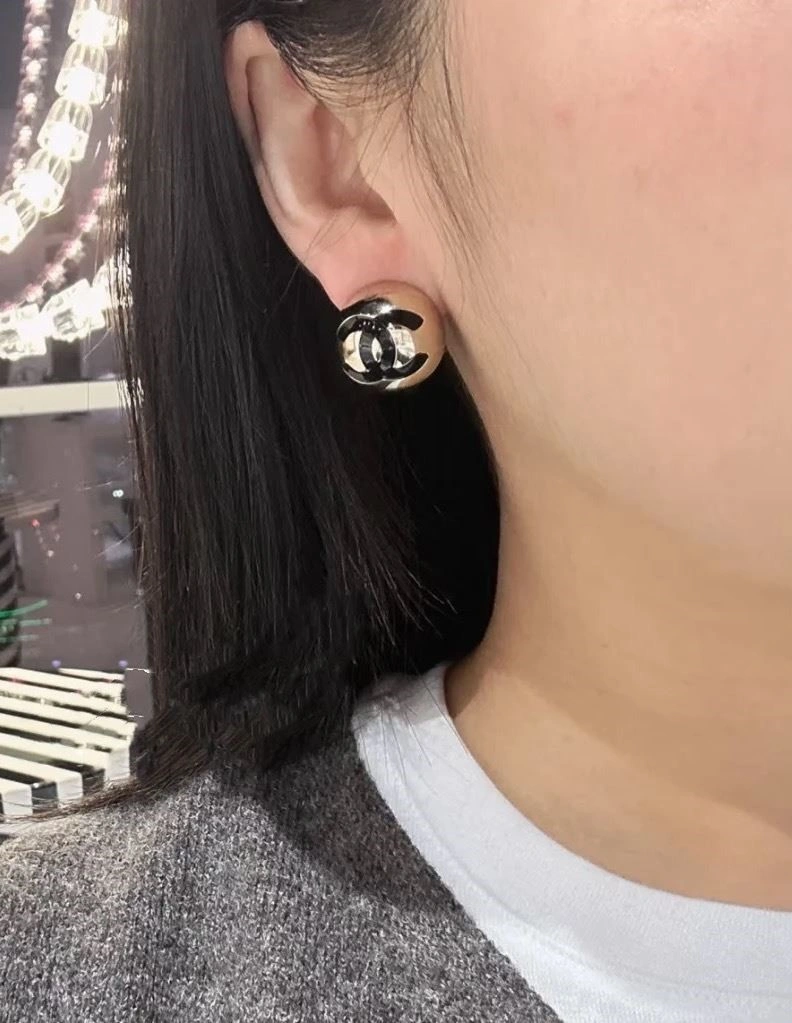 Classic Chanel Earrings 225336