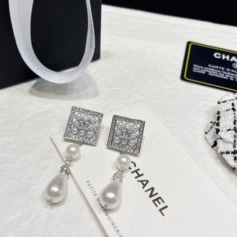 Chanel Earrings GoAnywhere 225316