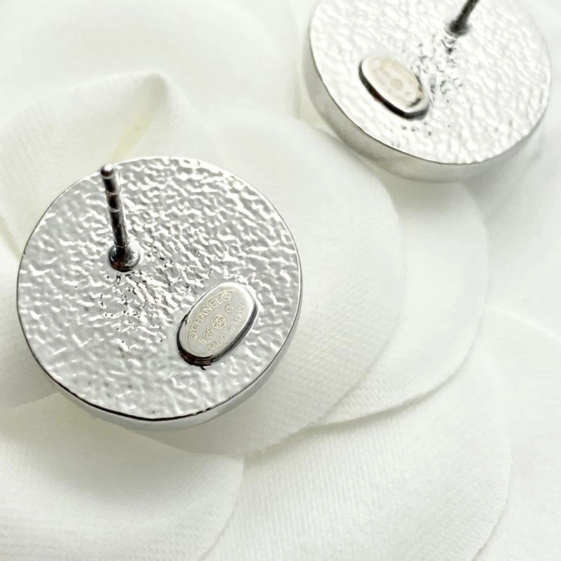 Chanel Earrings UrbanChic 225325