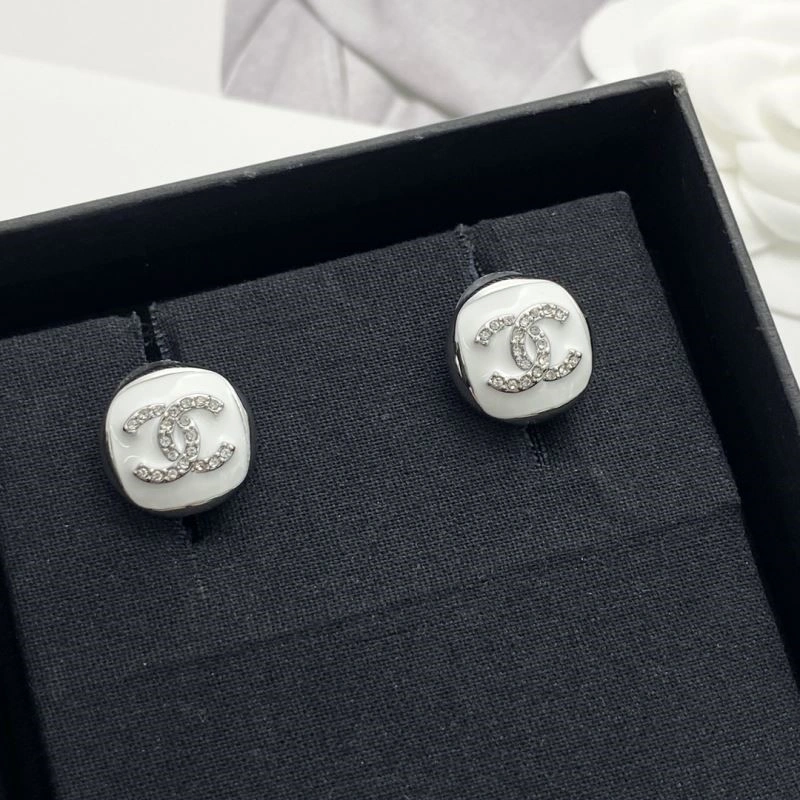 Chanel Earrings UrbanChic 225325