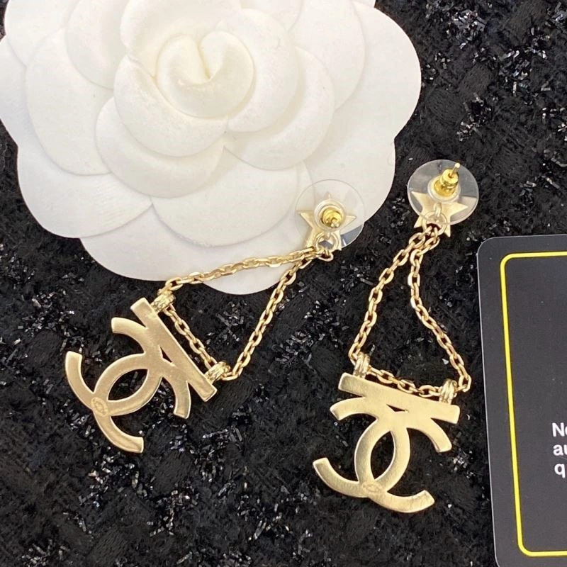 Supportive Chanel Earrings 225367