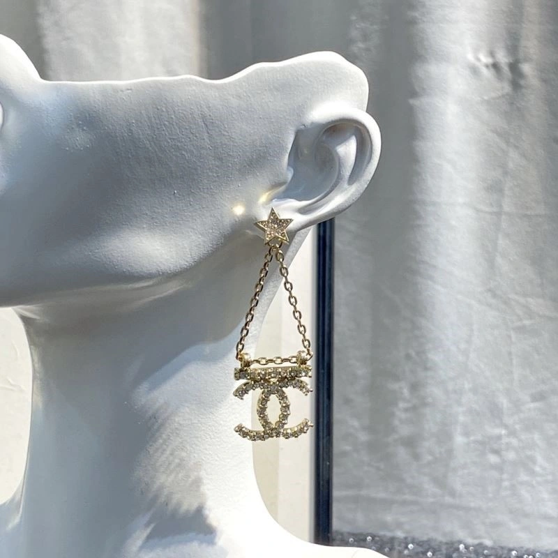 Supportive Chanel Earrings 225367