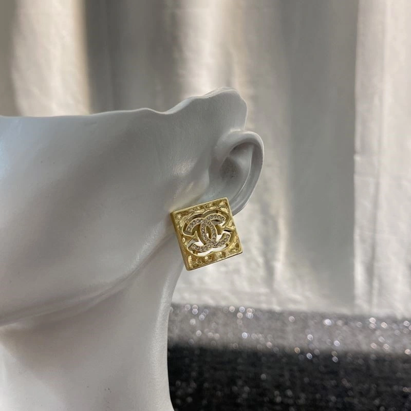 SunProtective Chanel Earrings 225318