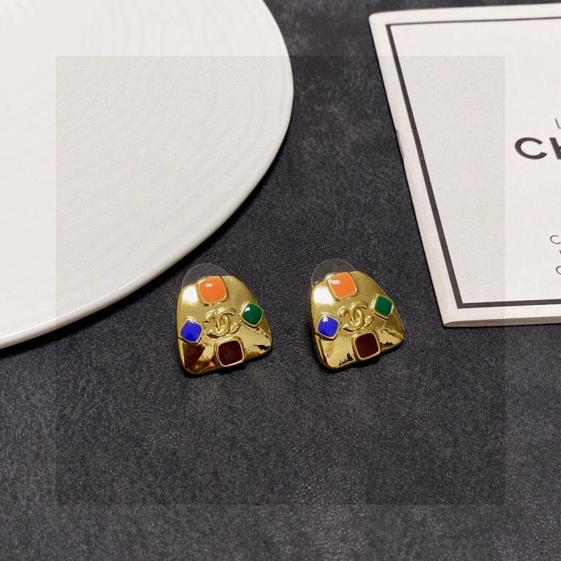 Refined Chanel Earrings 225323