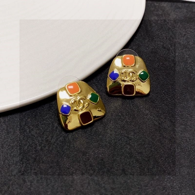 Refined Chanel Earrings 225323