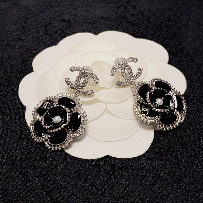 Chanel Earrings Unique 225440