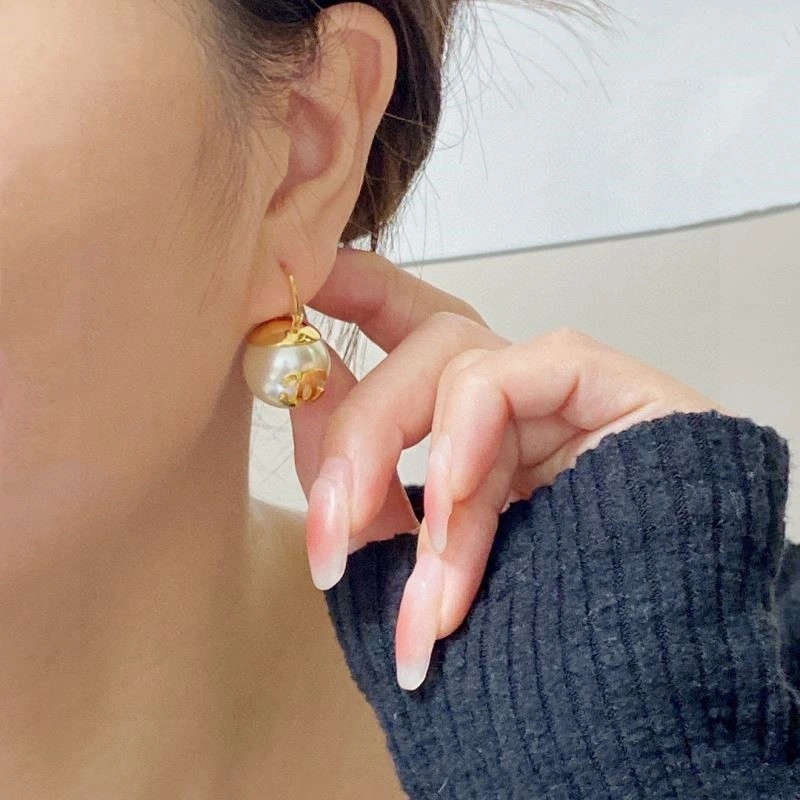 Chanel Earrings MultiPurpose 225309