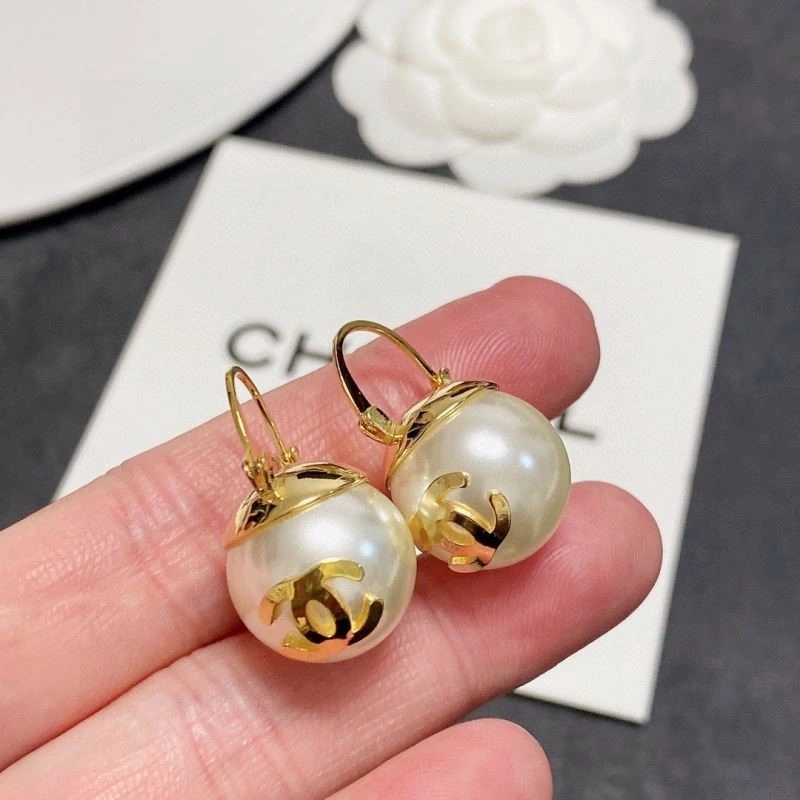 Chanel Earrings MultiPurpose 225309