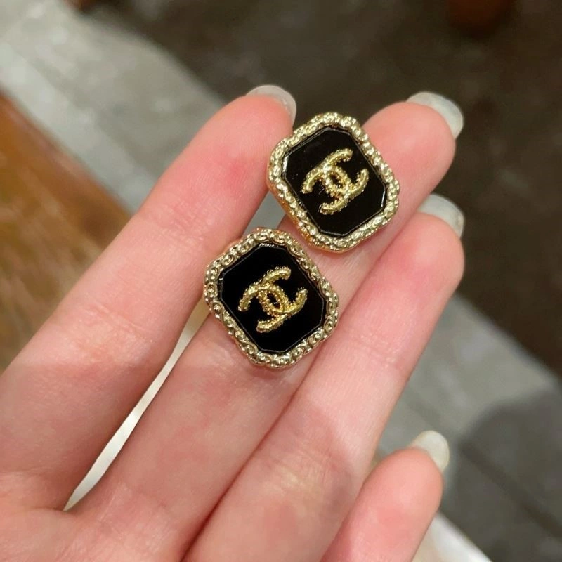 UrbanChic Chanel Earrings 225320