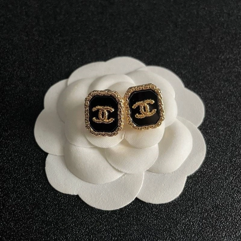 UrbanChic Chanel Earrings 225320