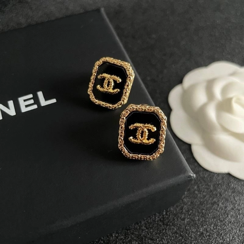 UrbanChic Chanel Earrings 225320