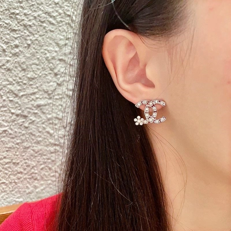 Chanel Earrings Functional 225315
