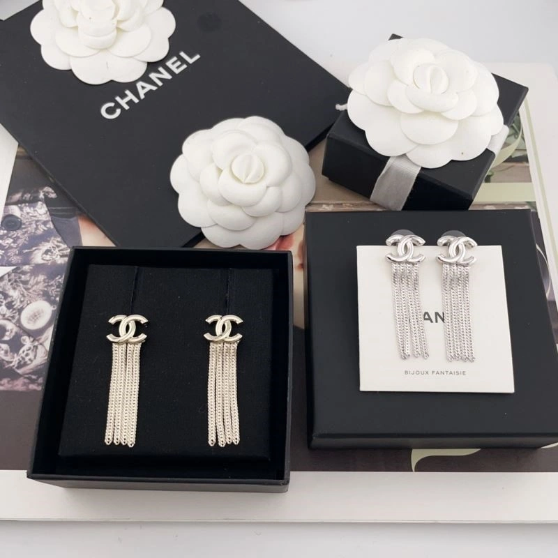 Chanel Earrings Bright 225348