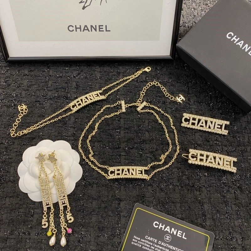 ModernLook Chanel Earrings 225284