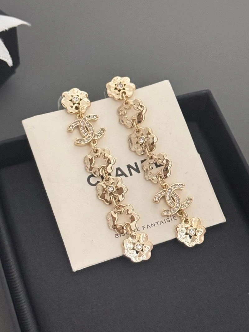 Refined Chanel Earrings 225276
