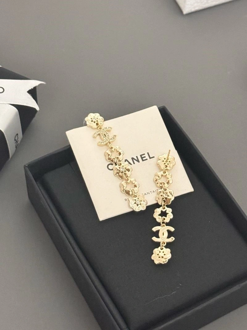 Refined Chanel Earrings 225276