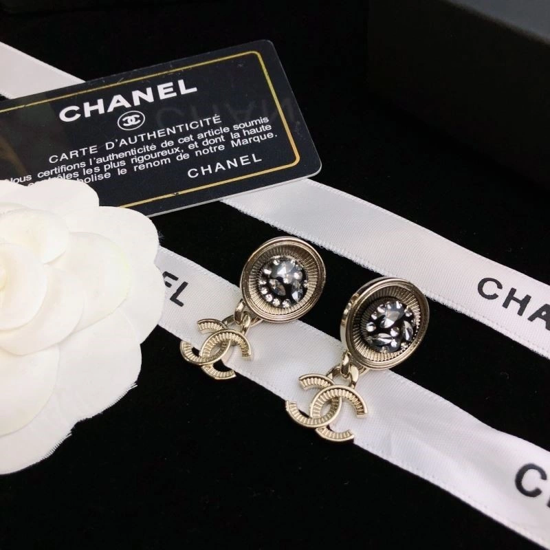 Compact Chanel Earrings 225288