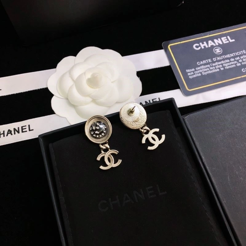 Compact Chanel Earrings 225288