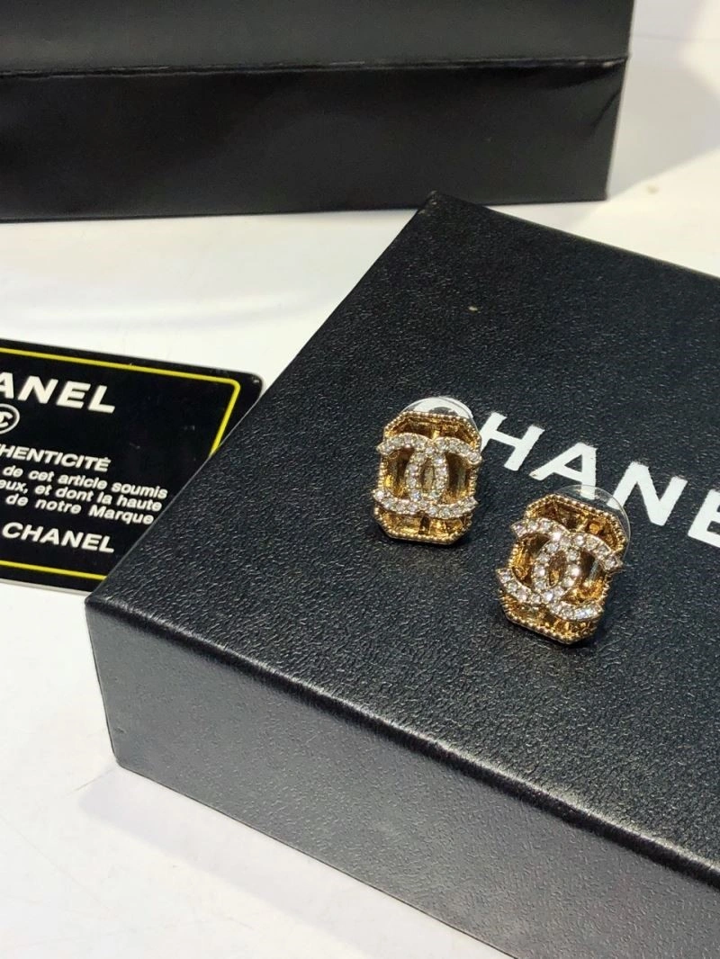 Chanel Earrings EasyMatch 225278