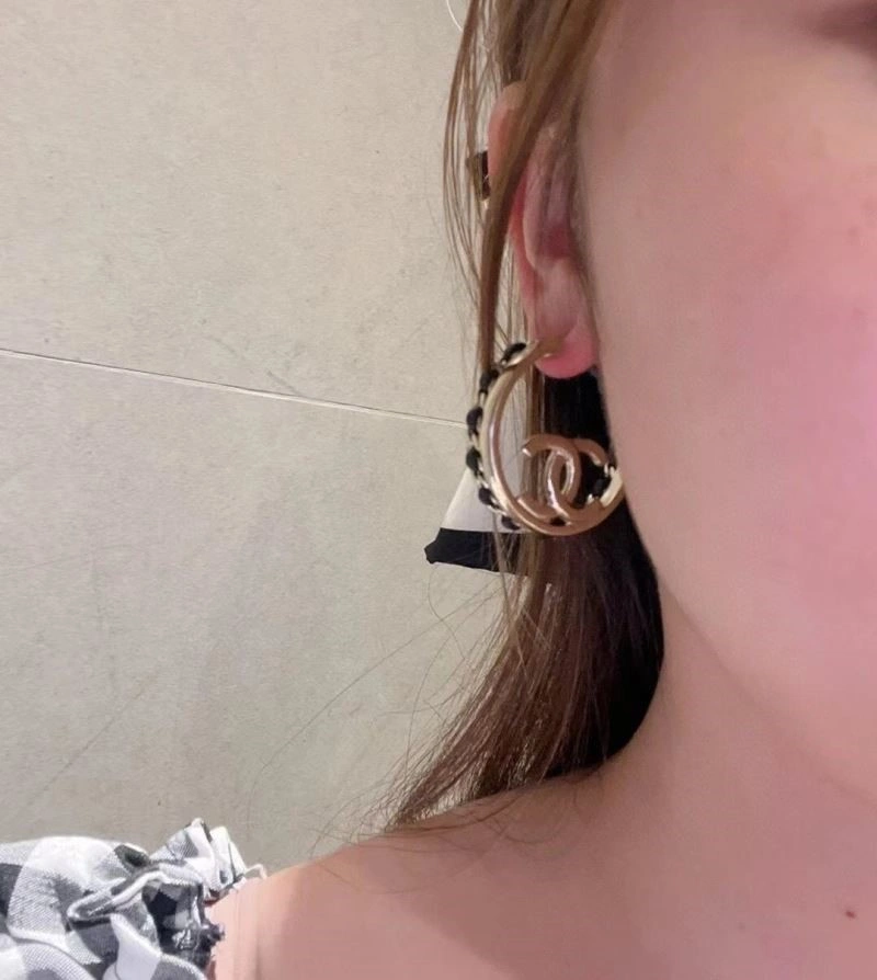 Affordable Chanel Earrings 225274