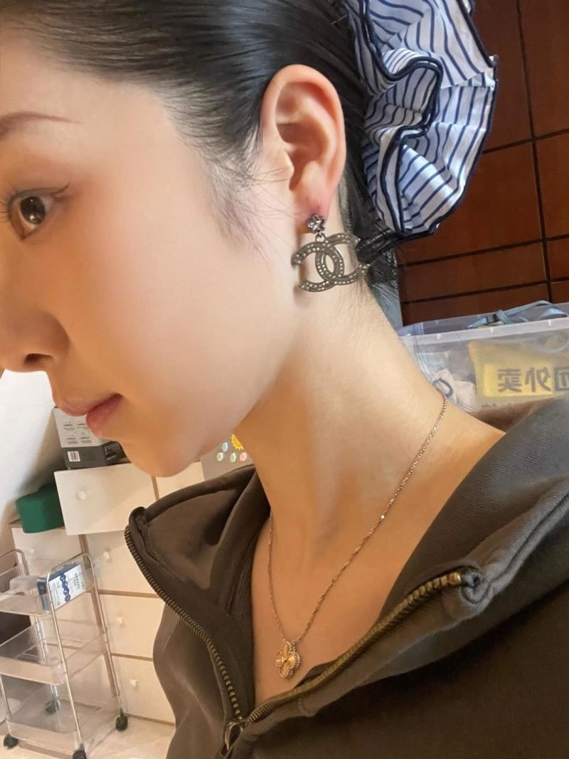 Chanel Earrings Stylish 225266