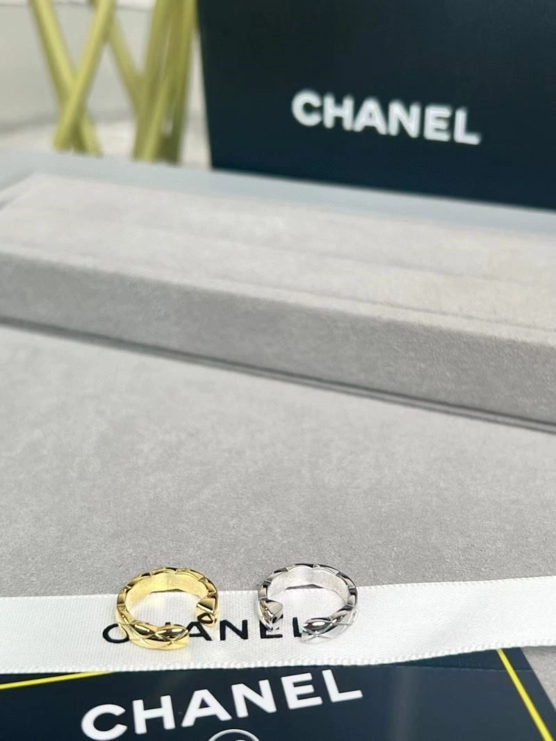 Chanel Earrings Sleek 225237