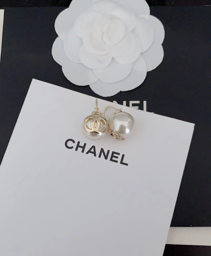 Chanel Earrings Modern 225259