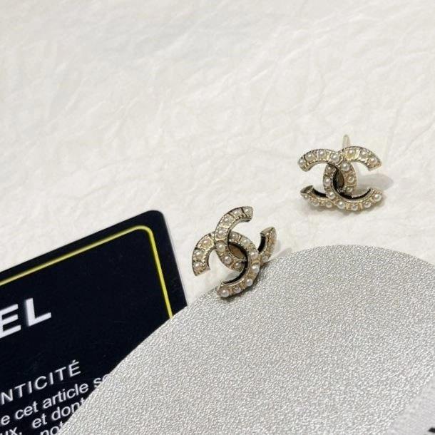SunProtective Chanel Earrings 225256