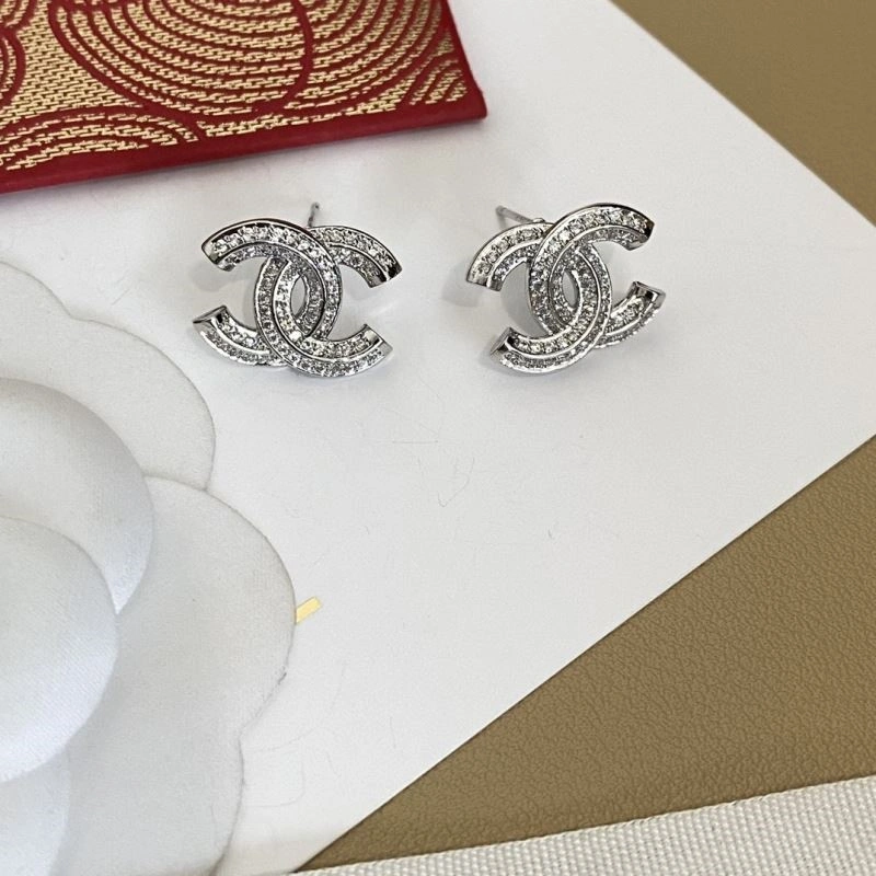 Durable Chanel Earrings 225246