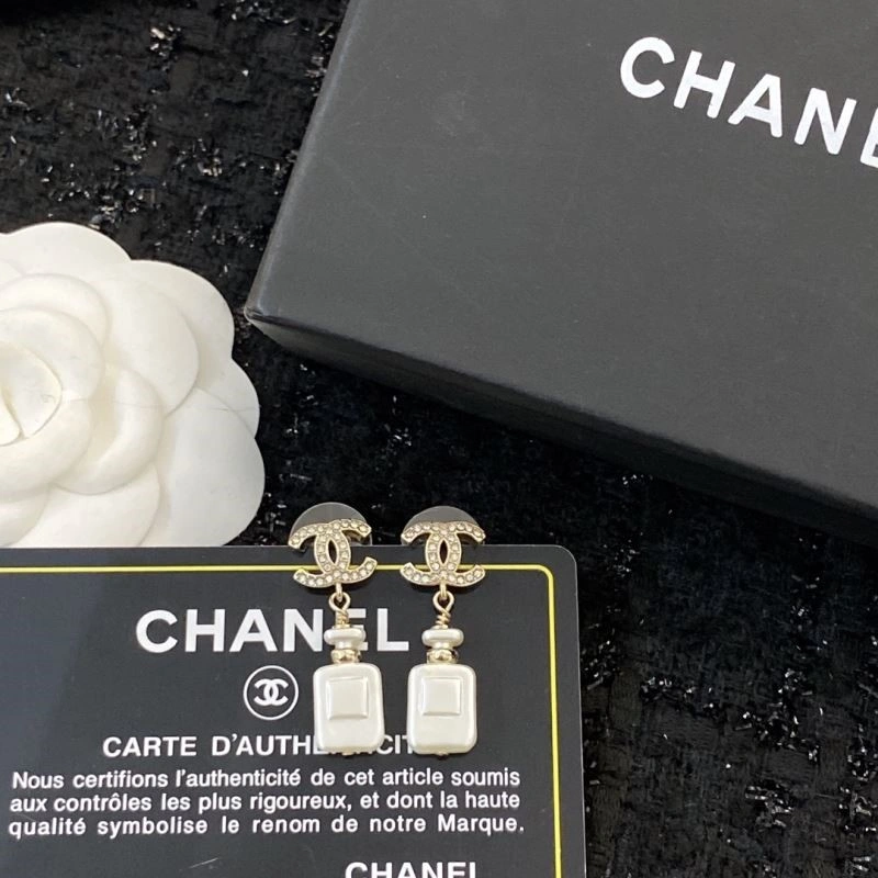Chanel Earrings QuickDry 225268